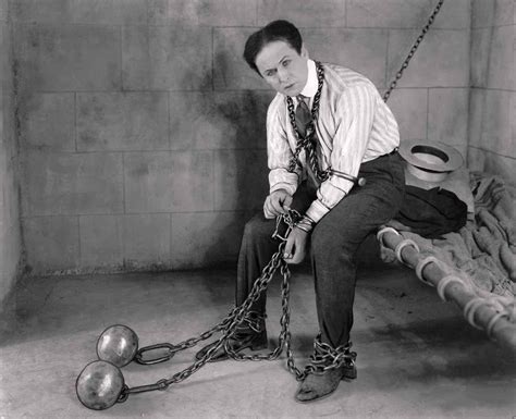 Houdini's Critics: Debunking the Skeptics and Naysayers